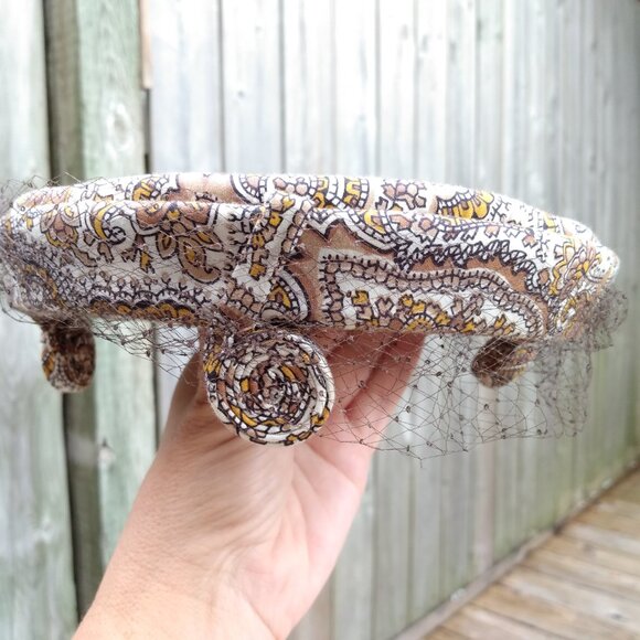 Vintage 50s Hat Brown Yellow Paisley Topper Netting Veil - Picture 8 of 10